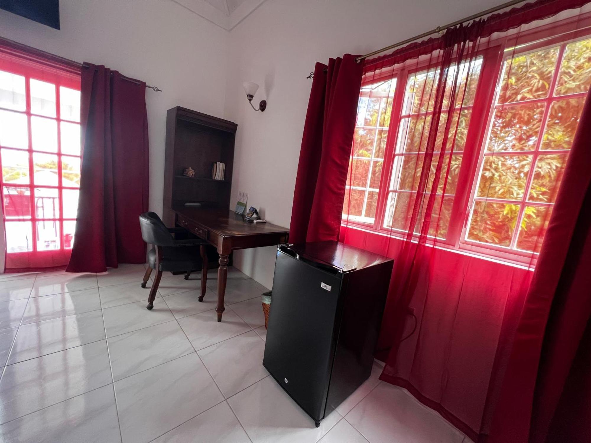 All Nations Guest House ปอร์ตอันโตนิโอ ห้อง รูปภาพ