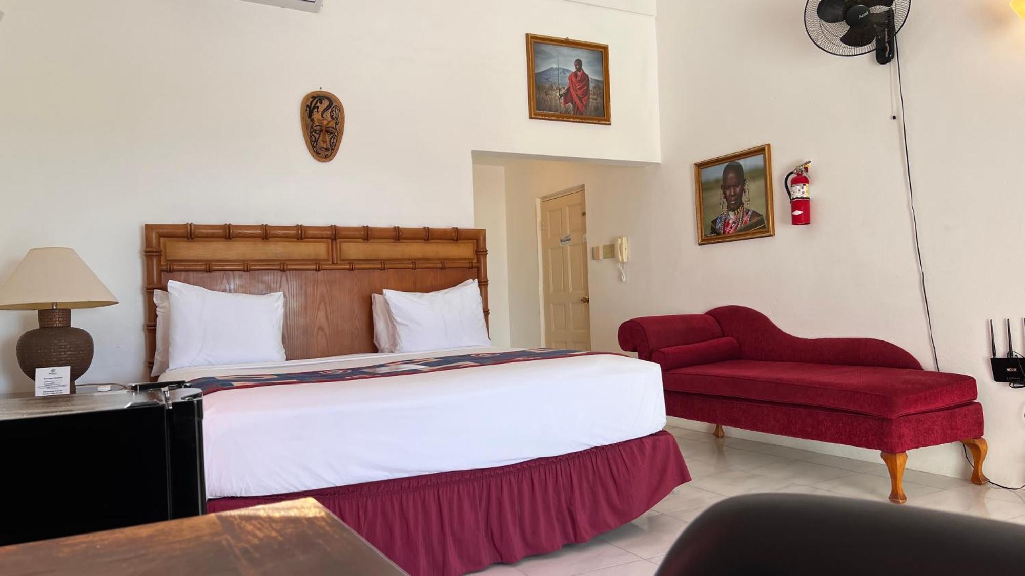 All Nations Guest House ปอร์ตอันโตนิโอ ภายนอก รูปภาพ