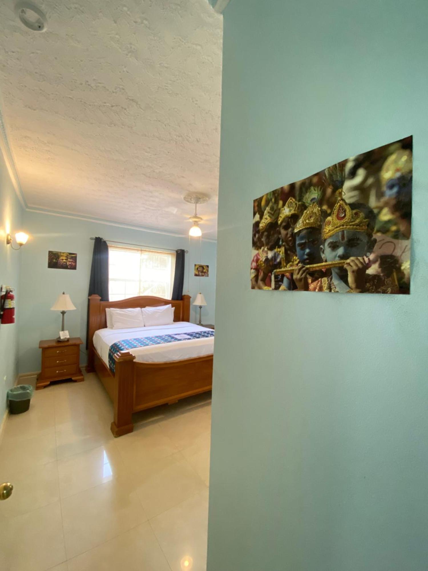 All Nations Guest House ปอร์ตอันโตนิโอ ภายนอก รูปภาพ