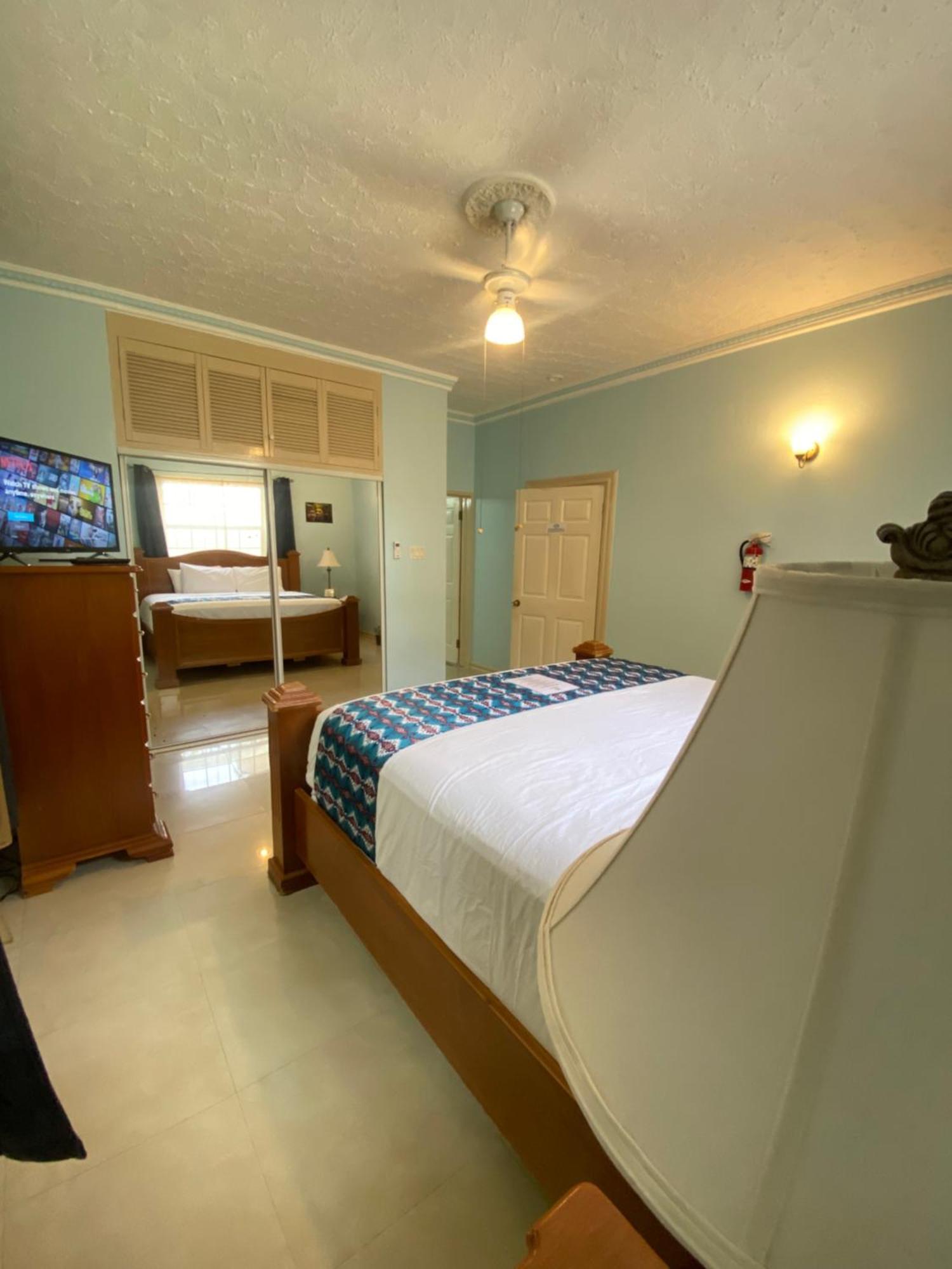 All Nations Guest House ปอร์ตอันโตนิโอ ภายนอก รูปภาพ
